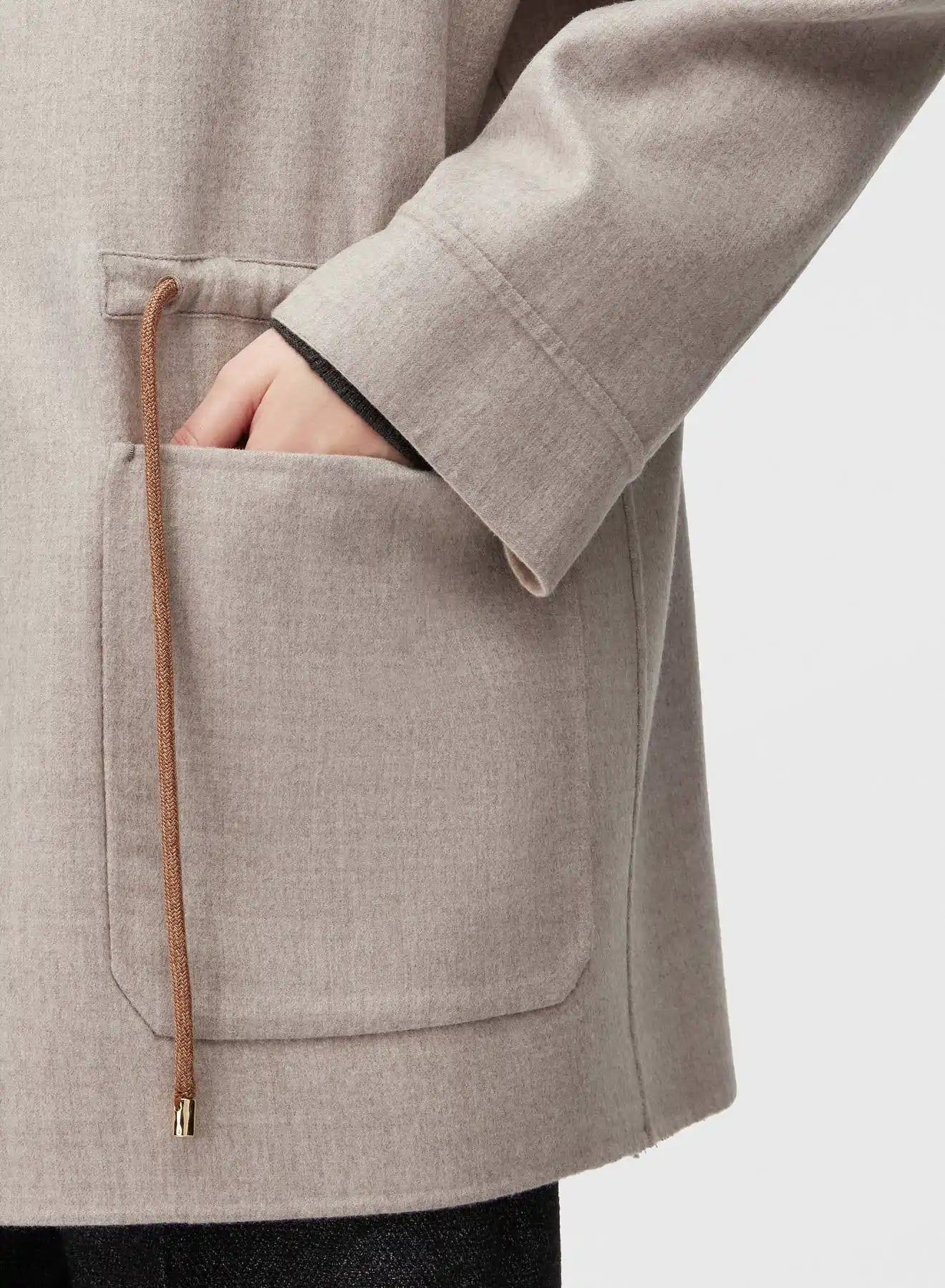 Retori Double Rope Reversible Parka Ivory And Natural - Ready To Wear - Luxury Parkas for Women - Detail