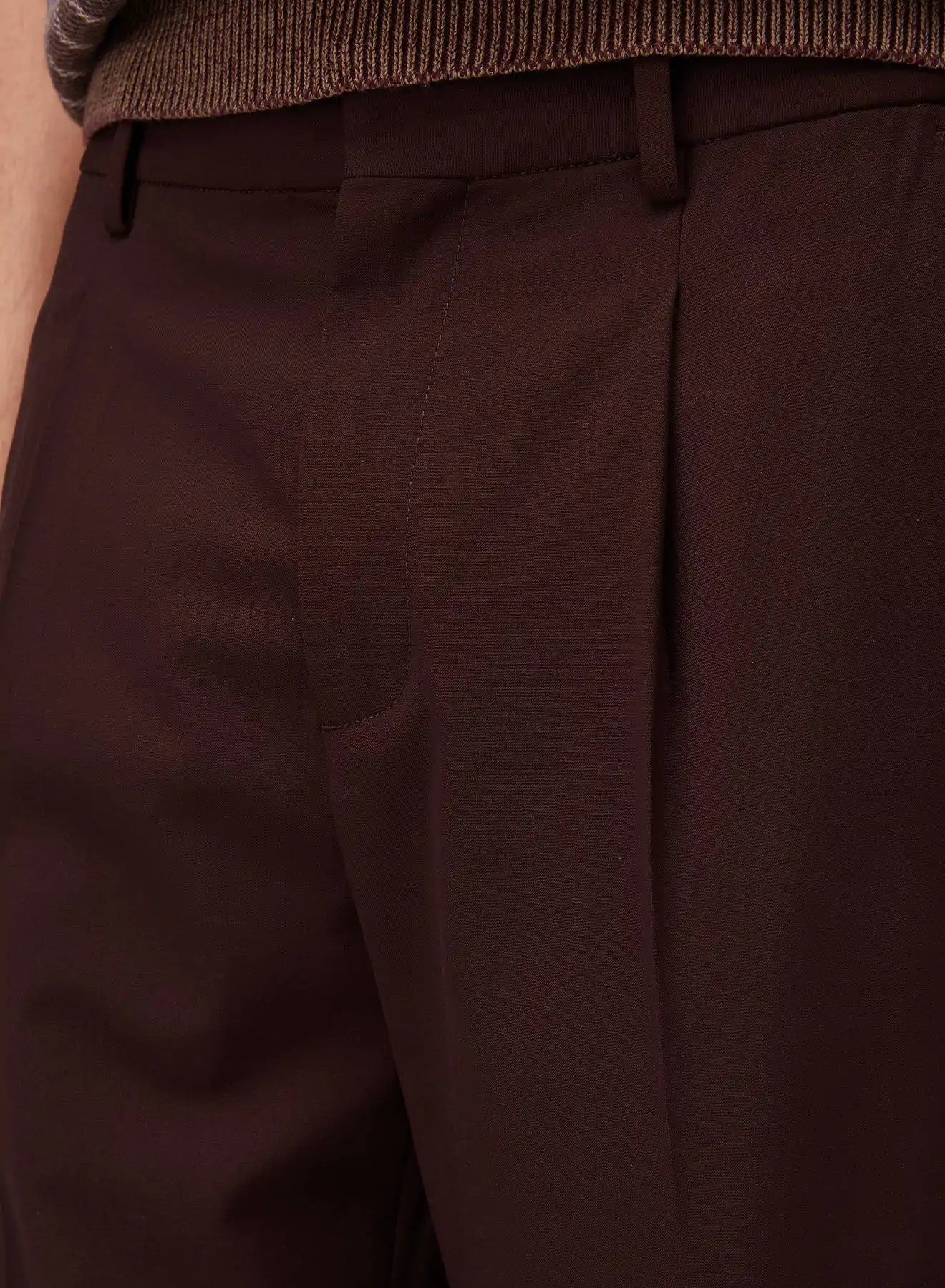 Retori Relaxed Pants Chocolate - Ready To Wear - Luxury Trousers for Men - Detail