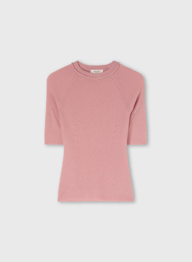 T-SHIRT IN MAGLIA DI CASHMERE LEGGERO A COSTE CON DETTAGLIO UNCINETTO
