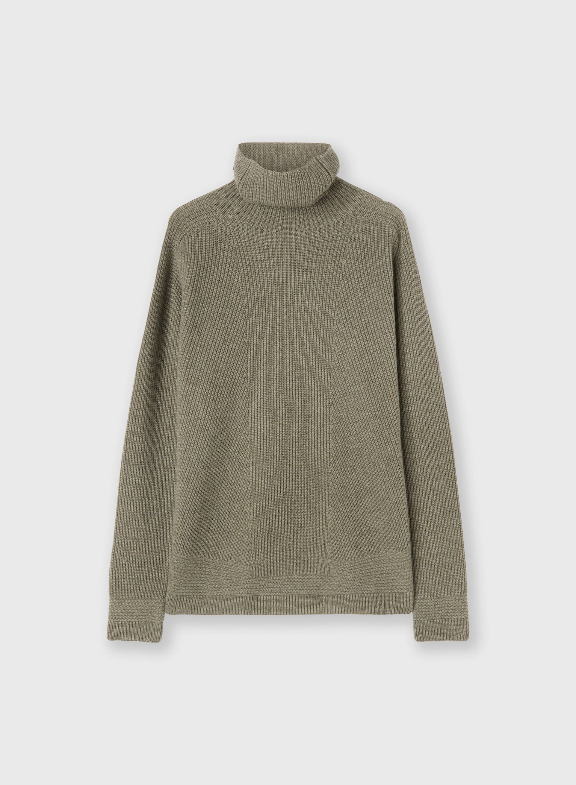 RIBBED KNIT CASHMERE TURTLENECK