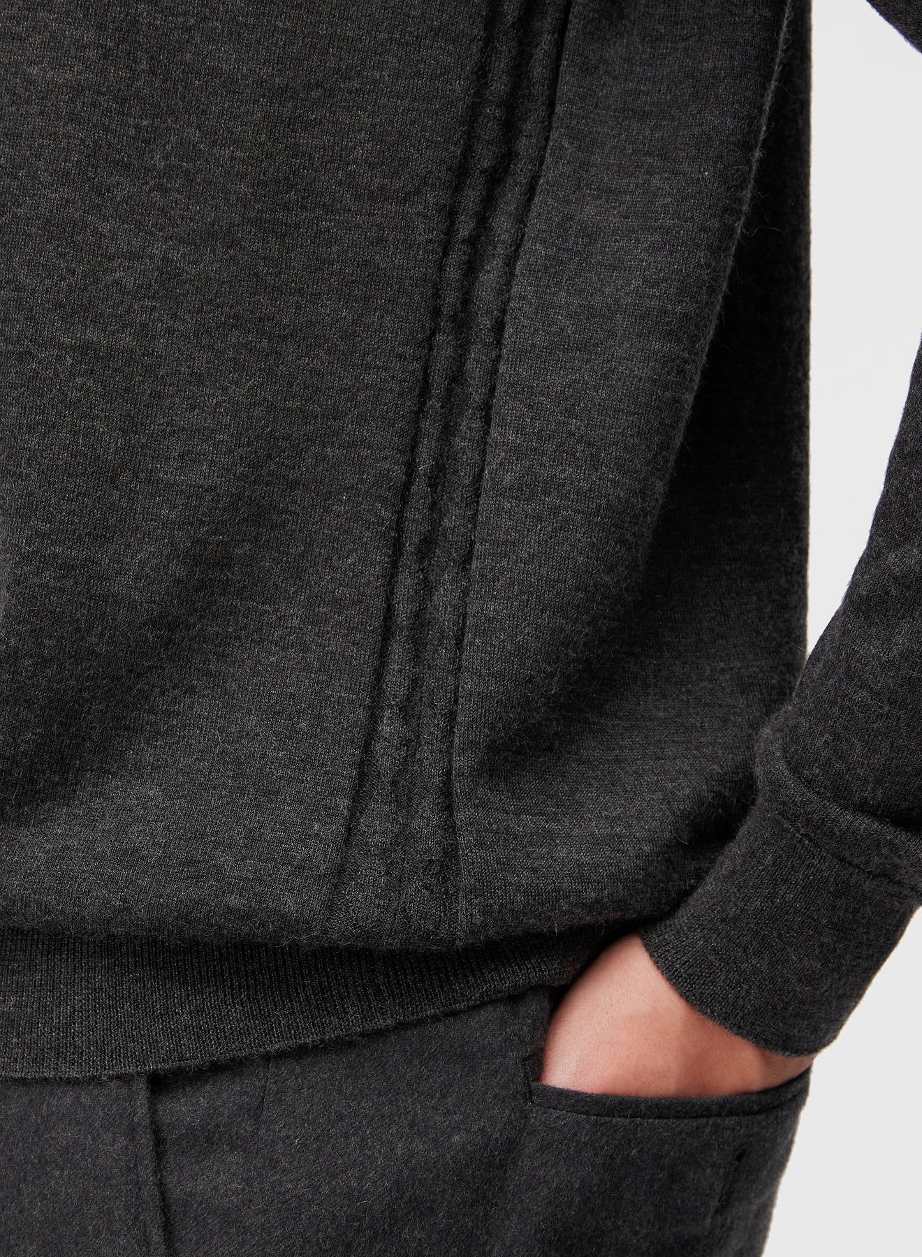 Retori Side Argyle Detail Crewneck Anthracite - Knitwear - Luxury Sweaters for Men and Women - Detail