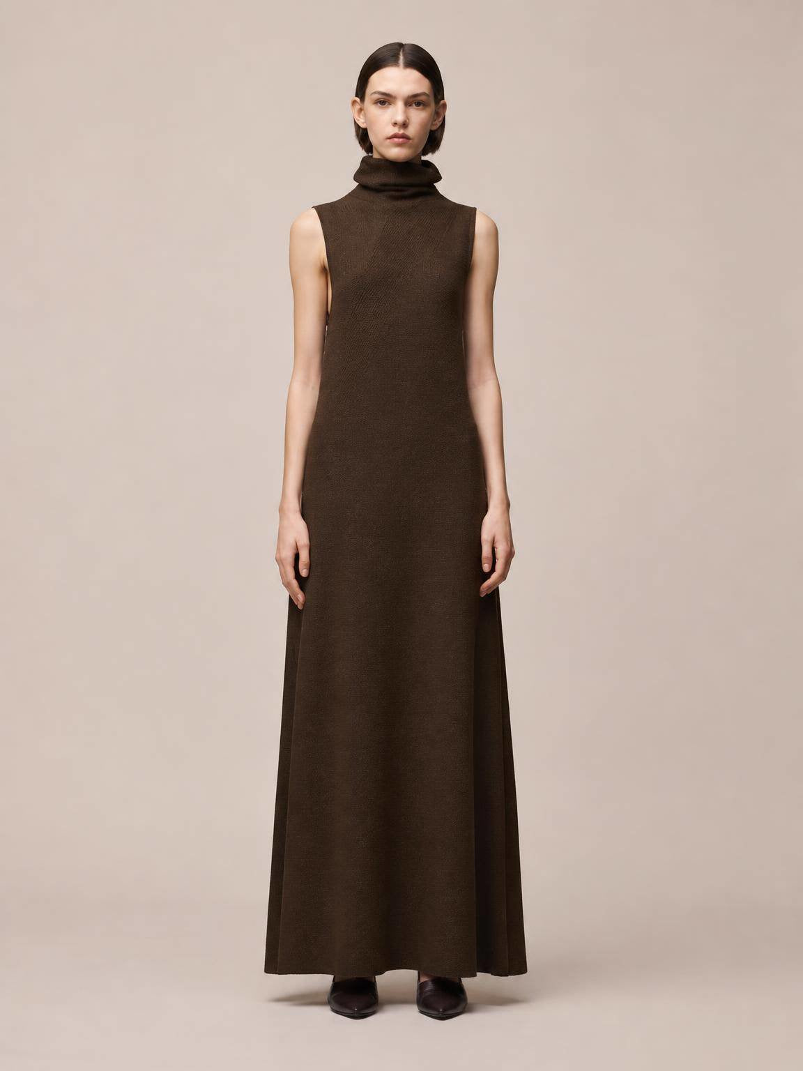 ABITO LUNGO A COLLO ALTO IN CASHMERE