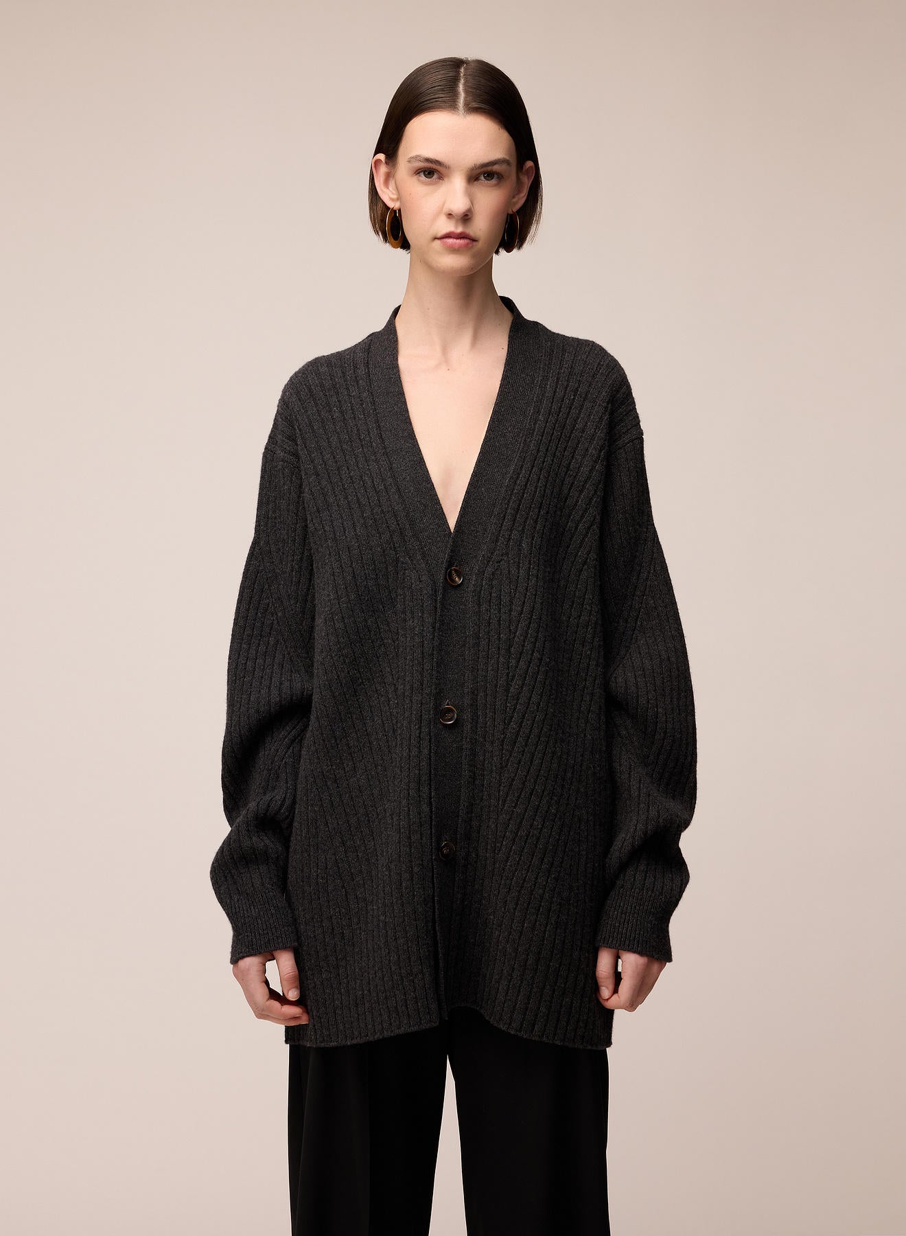 RIBBED KNIT WOOL AND CASHMERE CARDIGAN