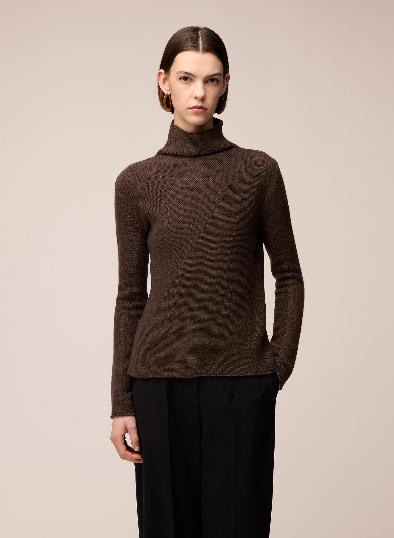 MAGLIONE COLLO ALTO IN CASHMERE
